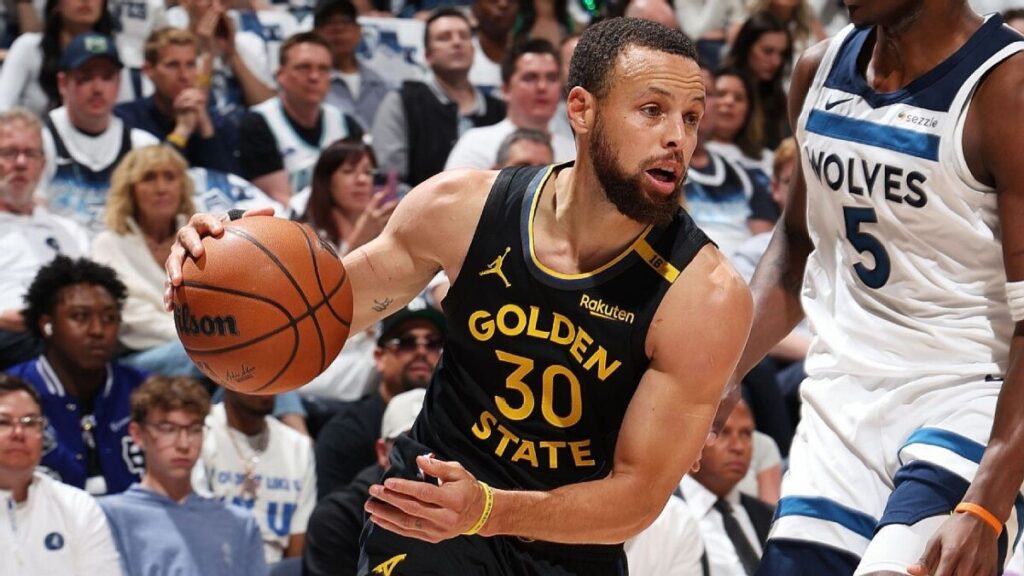 Curry ending partnership with Under Armour