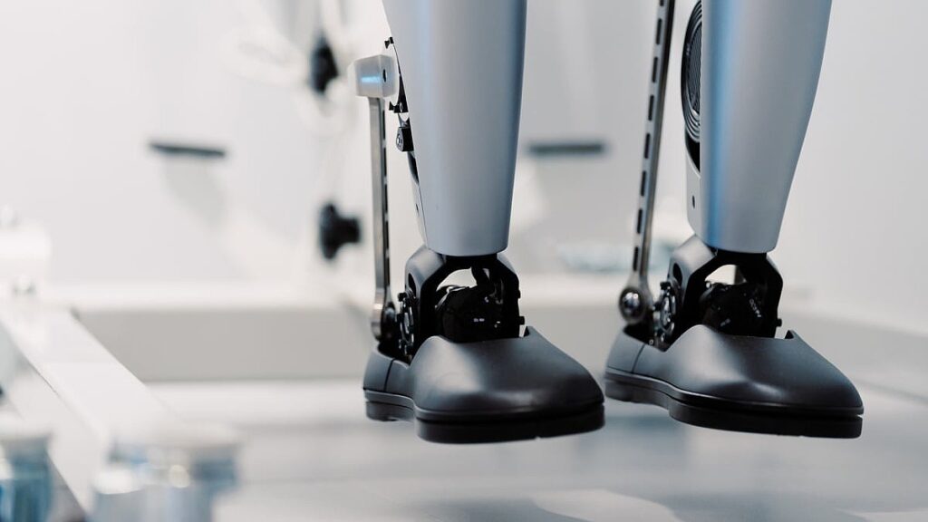 Russias advanced robot human immediately face plants at debut