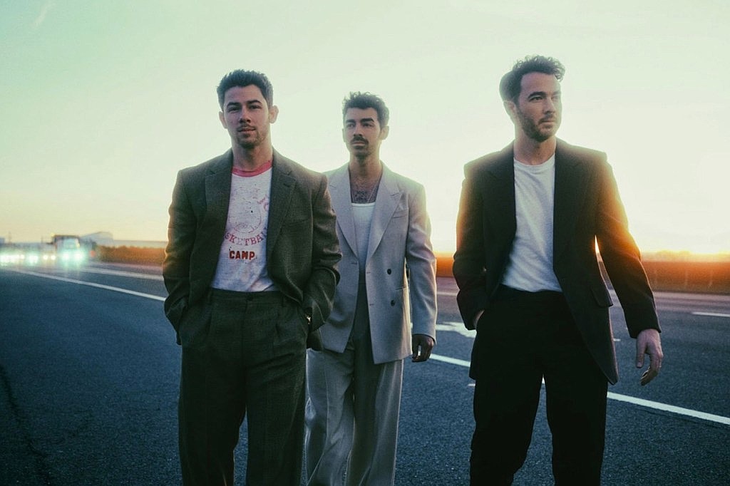 Let It Bro! Jonas Brothers Ring in Holiday Season With ‘A Very Jonas Christmas’ Movie Soundtrack: Stream It Now