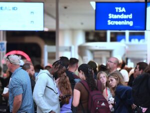TSA agents ‘who served with exemplary service’ during the shutdown to receive $10,000 bonuses