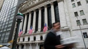 US stocks gain ground after global tech rout