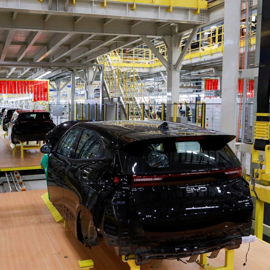 Lula Hitches a Ride to the COP30 Climate Talks in an E.V.