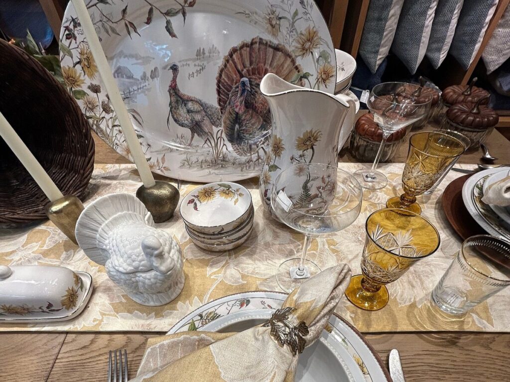 I’m an interior designer. Here are 5 things I’d buy at Pottery Barn right now, and 4 I’d skip.