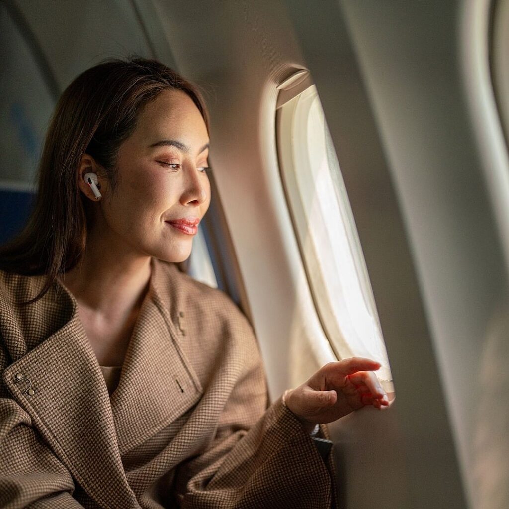 14 Holiday Travel Essentials for a Smooth, Stylish Trip
