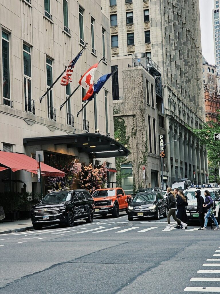 Four charts explain why Donald Trump is in trouble