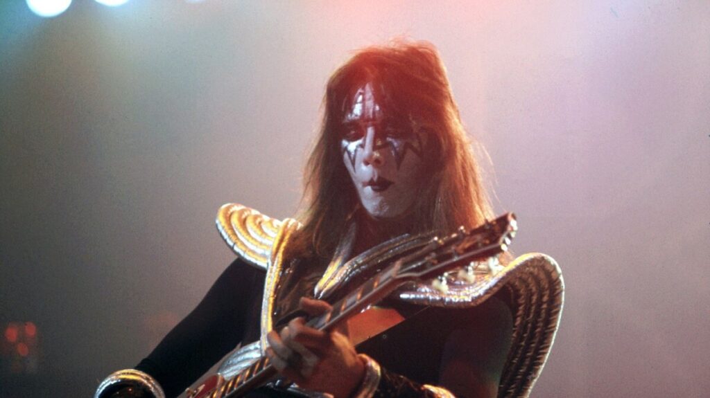See Kiss Pay Tribute to Ace Frehley at Band’s First Show Since Guitarist’s Death