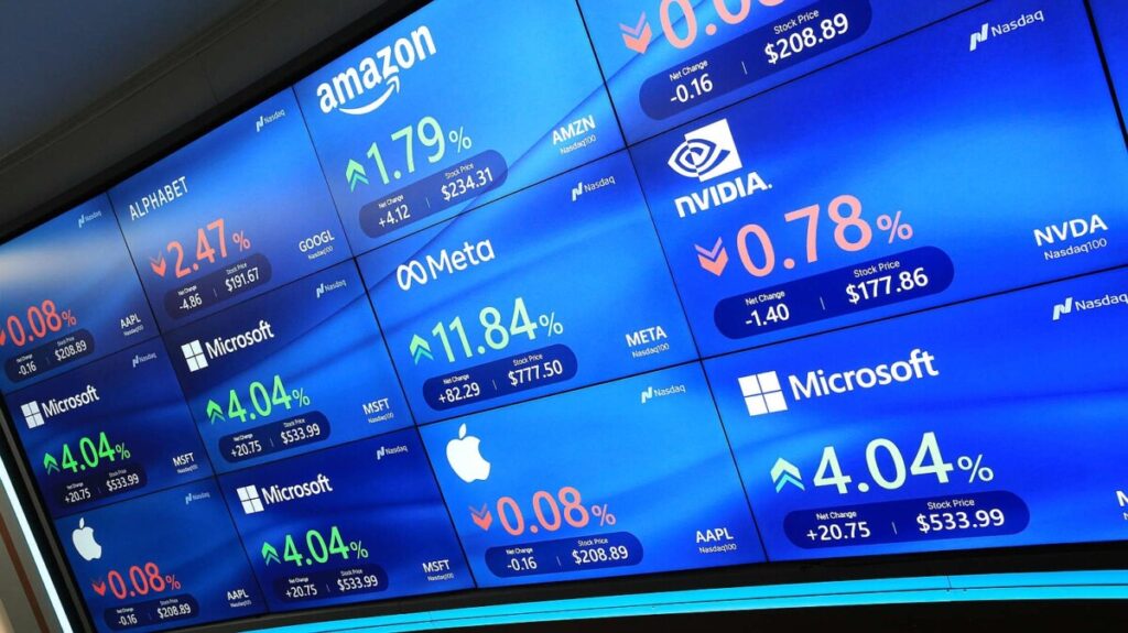 A simple reason why the market’s biggest investors say they aren’t worried about AI bubble, tech stock selling