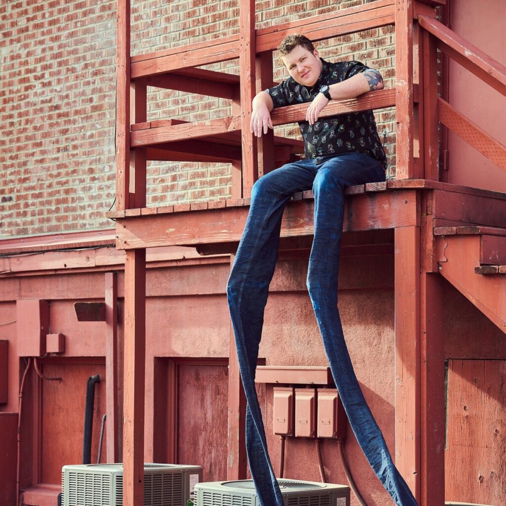 Carter Anderson’s Jeans Are Gigantic. His Internet Fame Is Too.