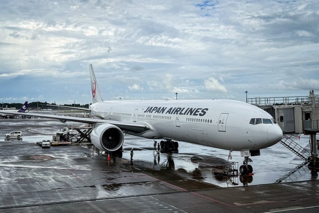 What is was like flying Japan Airlines first class and how I booked it for just 80K American Airlines AAdvantage miles