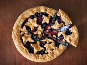 12 easy ways to make a store-bought pie look and taste homemade, according to bakers and chefs