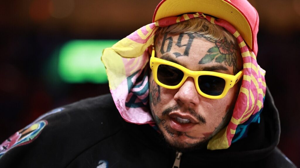 Tekashi 6ix9ine’s House Was Robbed and His Mother Held While He Was Doing a Livestream