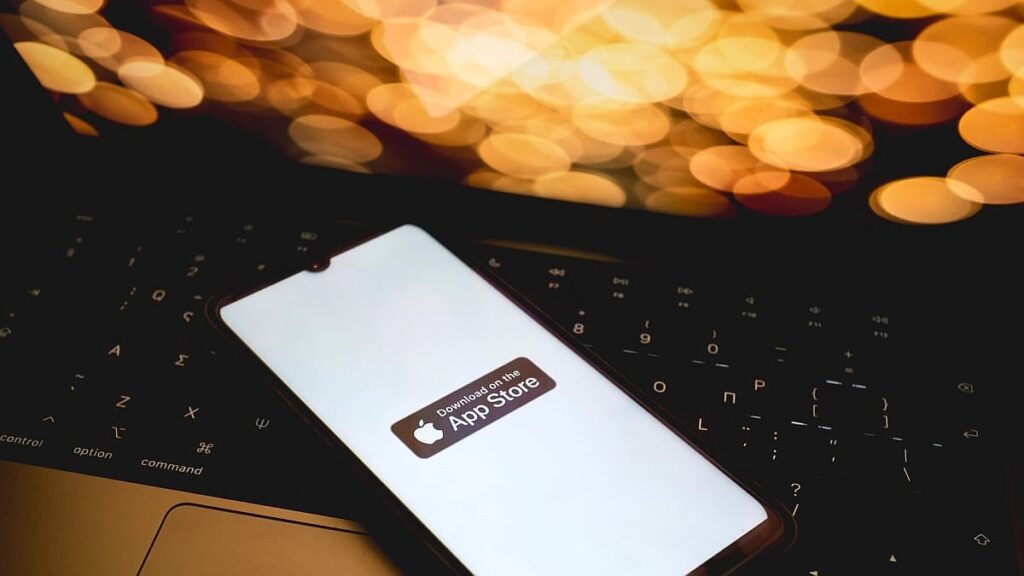 Apple shuts AI out: iOS apps just got more private