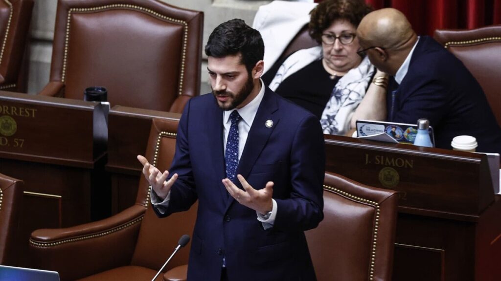 AI industry-backed super PAC targets New York Democrat in opening shot of midterms