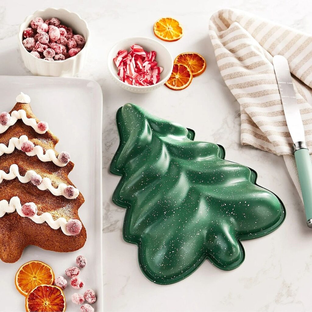 Pioneer Woman’s Holiday Collection Arrives at Walmart—Let’s Party!