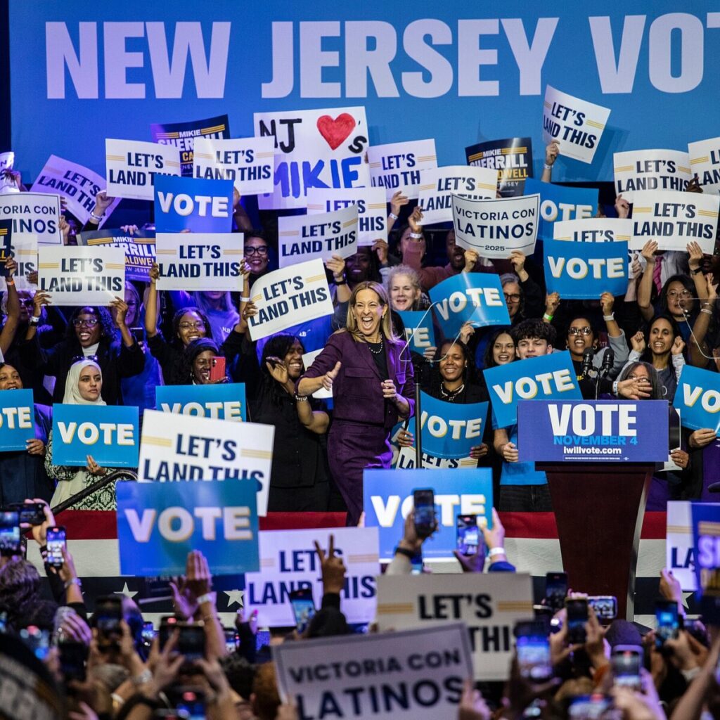 Two Signs That Democrats Flipped Trump Supporters on Tuesday