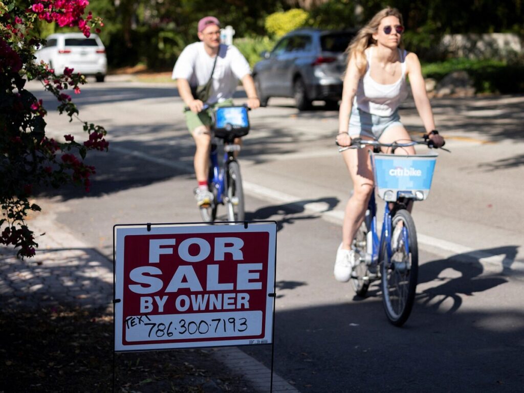 8 startups helping homebuyers and sellers save money on traditional real estate agents