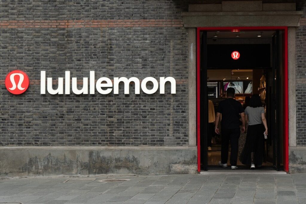 Maximize your Amex Platinum statement credit during Lululemon’s early access Black Friday sale