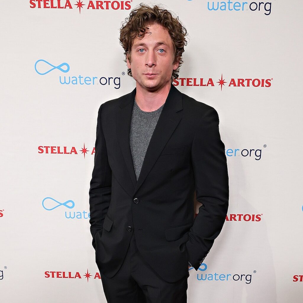 Jeremy Allen White Reveals the Name He Actually Uses in Real Life