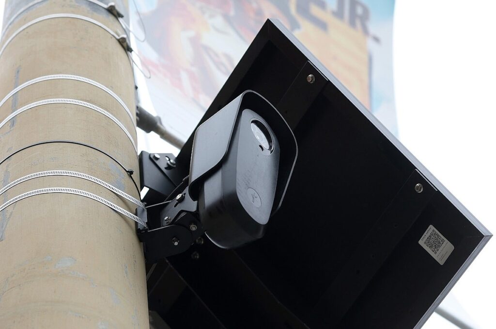 Lawmakers say stolen police logins are exposing Flock surveillance cameras to hackers