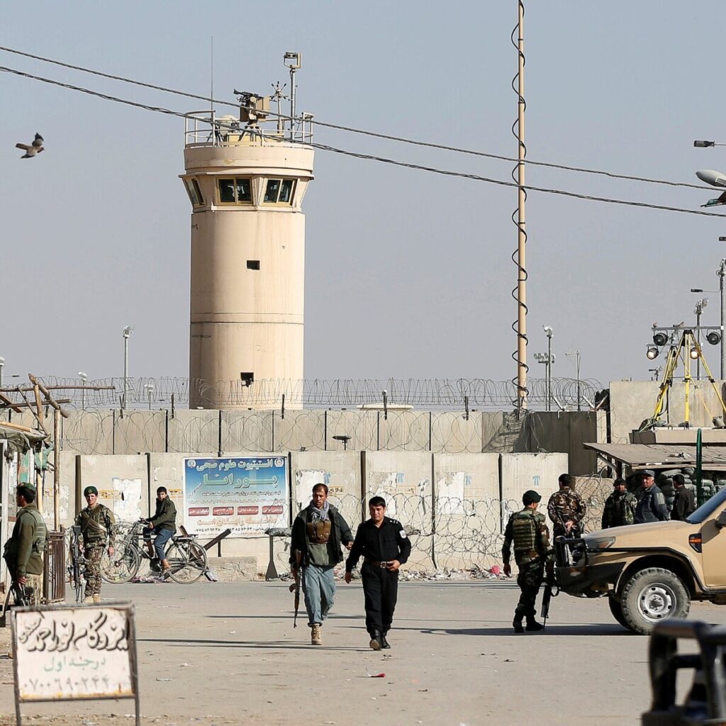 Supreme Court Grapples With Suit by Soldier Injured in Bombing on U.S. Base