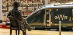 Formula 1 tech used to rev-up train wi-fi speeds in new pilot