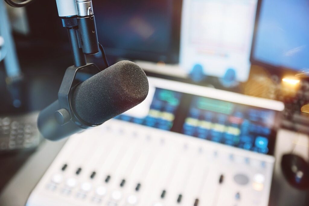 Warner Music settles copyright lawsuit with Udio, signs deal for AI music platform