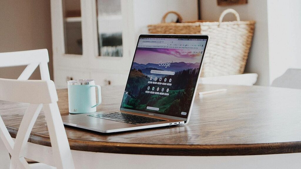 This is the last chance to score a rare $230 MacBook Air deal