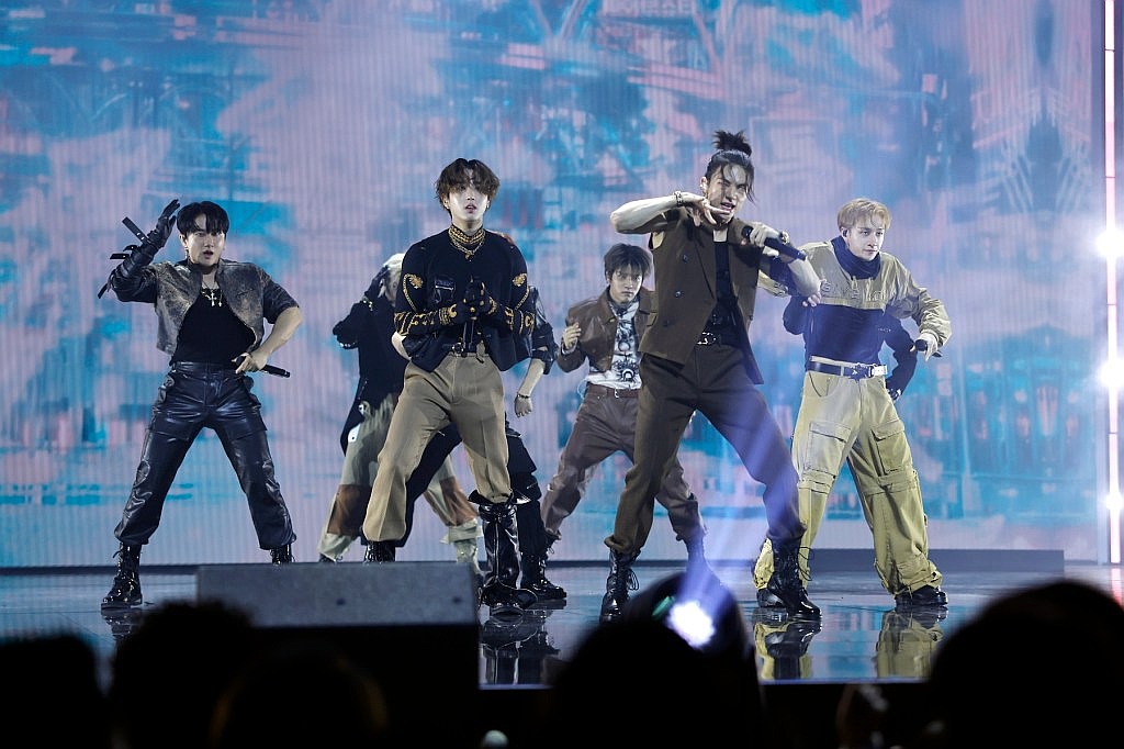 Stray Kids Launch ‘SKZ IT TAPE’ Series With ‘DO IT’: Stream It Now