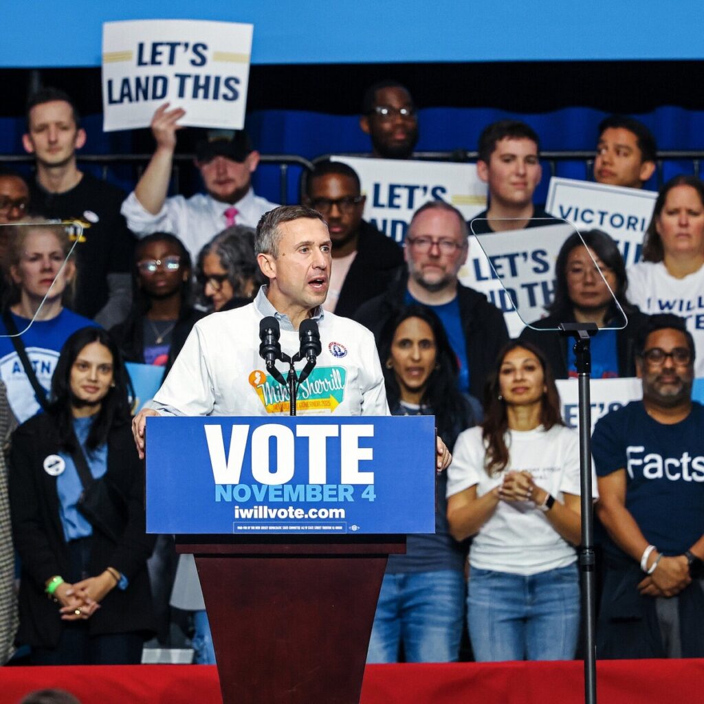 Short on Cash, D.N.C. Took Out $15 Million Loan in October