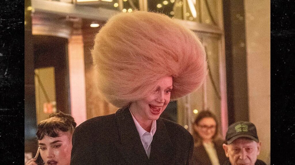 Gwendoline Christie Struggles to Get Into Cab With Massive Wig