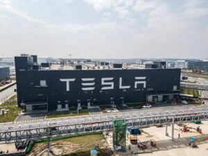 Tesla scored a win in China just as its biggest rival stumbled