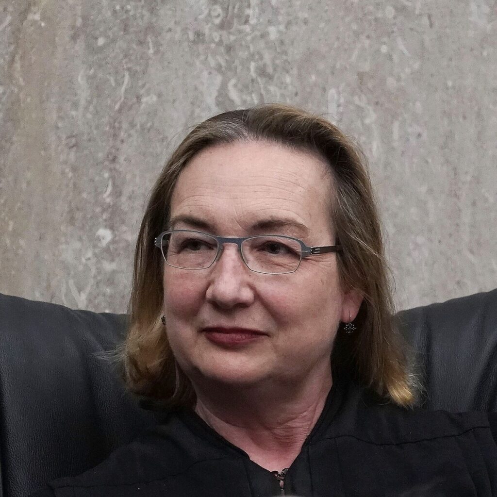 Federal Judge Bars Some Warrantless Immigration Arrests in D.C.