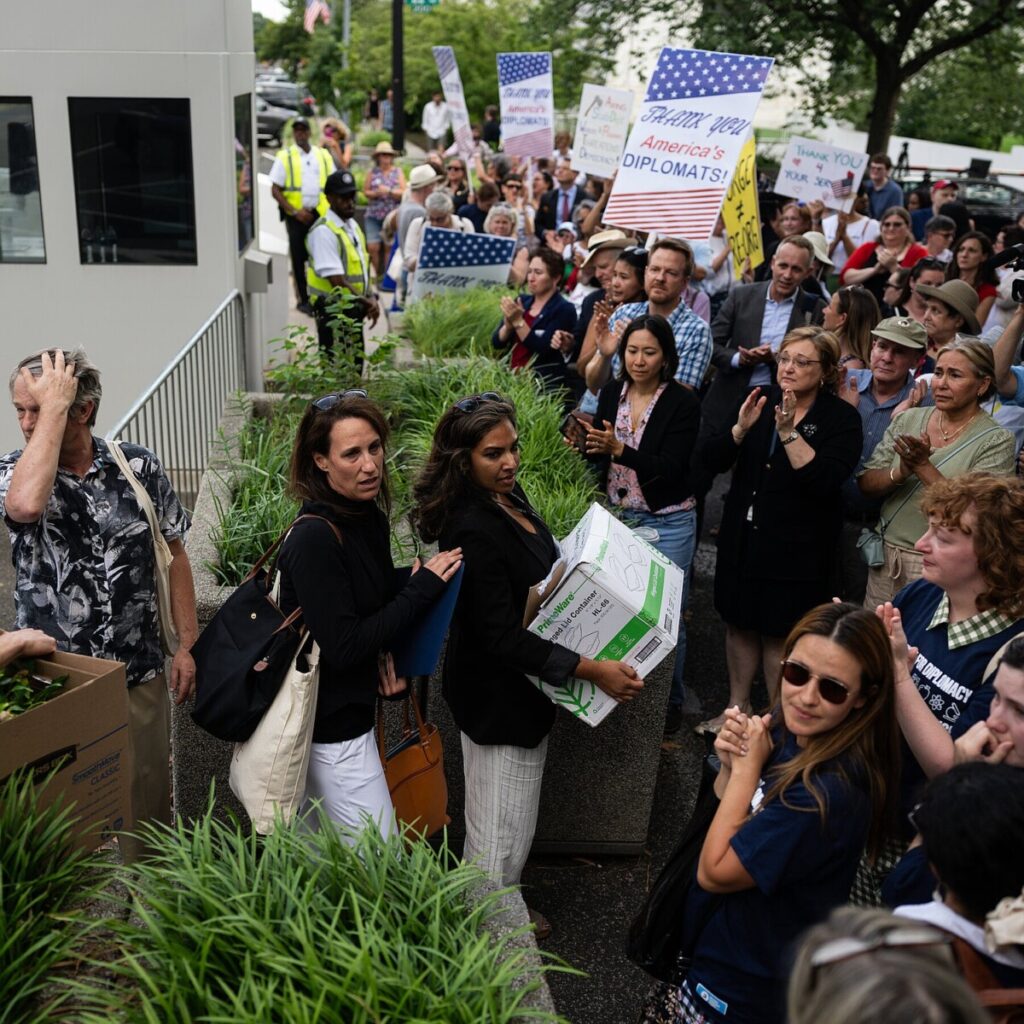 U.S. Diplomats Report Broken Morale and Abandoned Careers