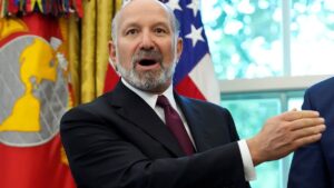 Bad jobs report caused by shutdown, deportations — not tariffs, Lutnick says