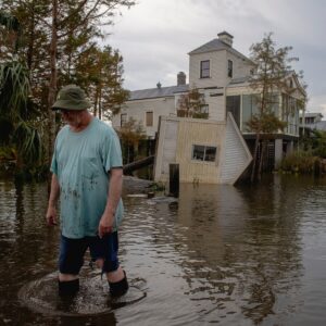 Home Prices on a Warming Planet