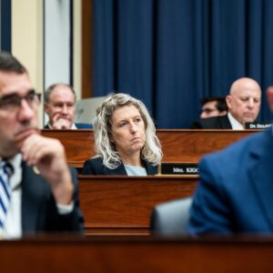 Bipartisan House Group Proposes Long-Shot Health Care Plan