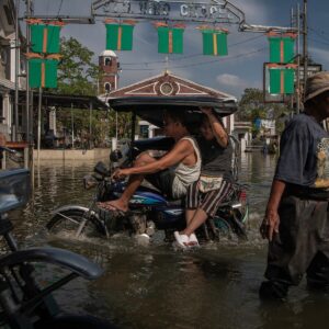 The Philippines Spent Big on Flood Control, but the Water Keeps Rising