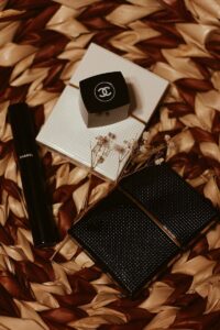 Chanel Brings a Great Métiers d’Art Show to the NYC Subway