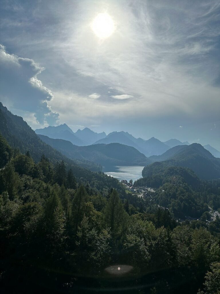 Ludwig Minelli, Founder of Swiss Assisted-Suicide Group, Dies at 92