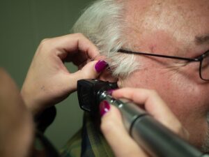Hearing Aids Get a Bit of Jewelry Glitter