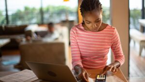 Student loans and year-end tax planning — 4 steps for borrowers to take