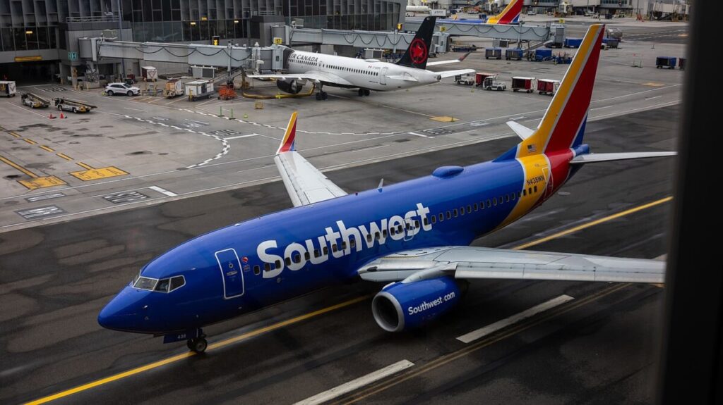 Southwest Airlines cuts outlook on government shutdown demand hit, higher fuel costs