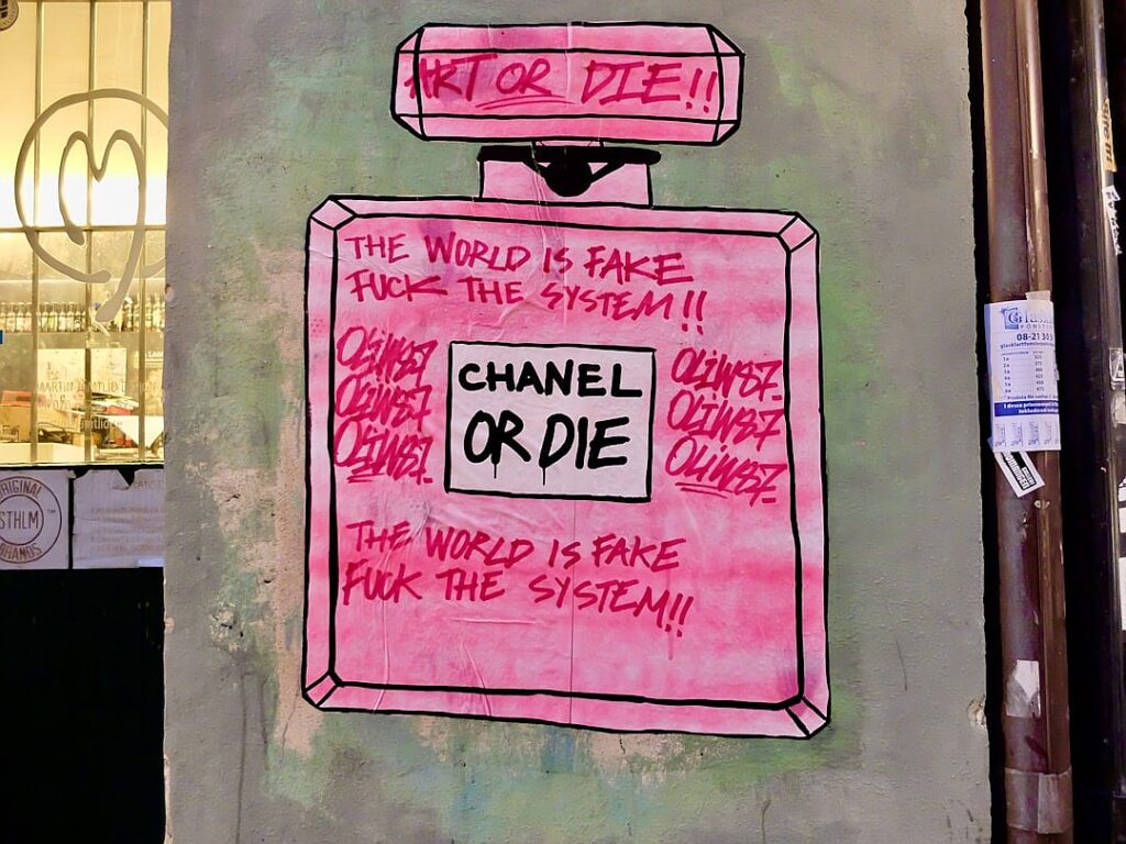 Chanel Brings a Great Métiers d’Art Show to the NYC Subway