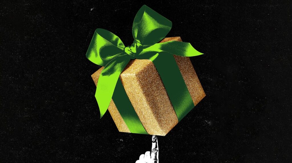 Why the Gulf Monarchs Shower Trump With Gifts