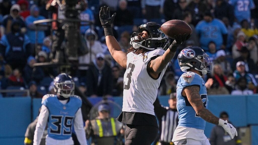 Fantasy Football Buzz: Meyers leads Jags WRs again; Bucs’ Irving solid in return