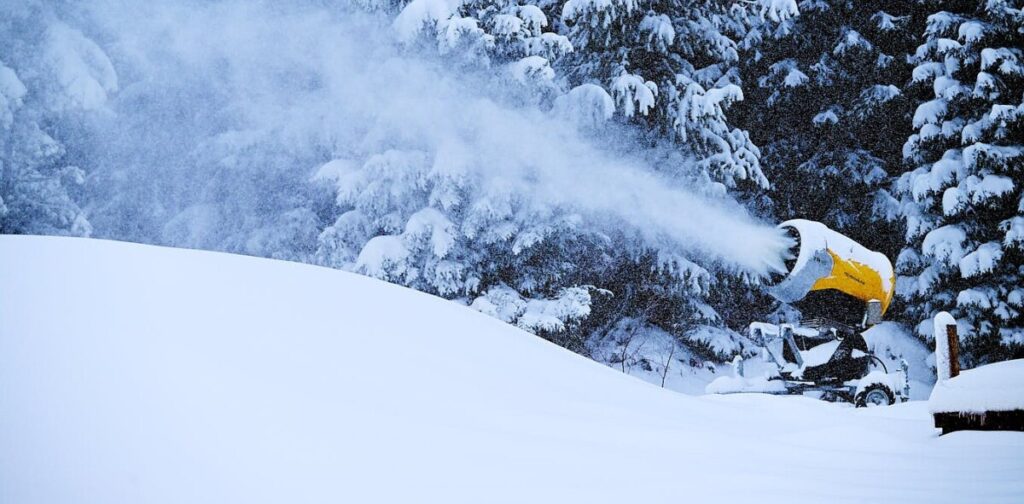 Winter storms blanket the East, while the U.S. West is wondering: Where’s the snow?